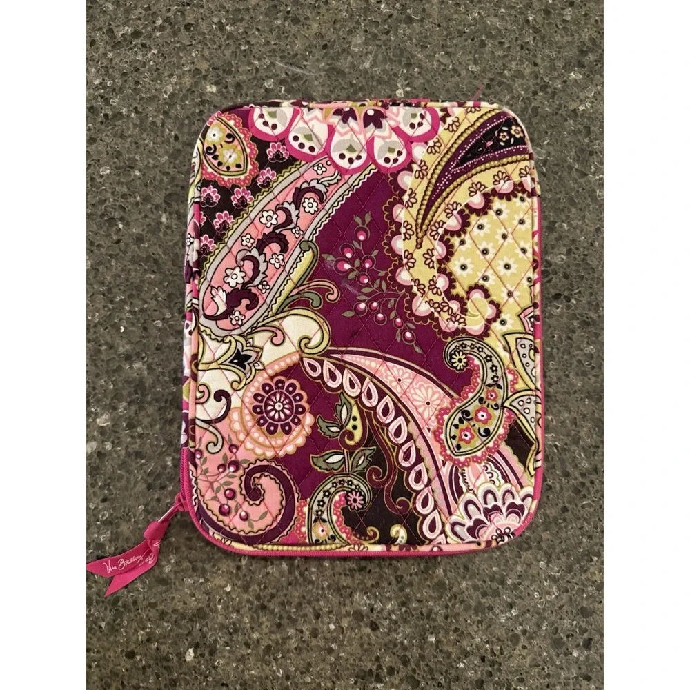 Vera Bradley Very Berry Paisley Laptop Sleeve Zipper Bag Pink Padded